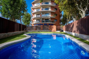 AT026 Moderno, con piscina y wifi, a 10min de la playa